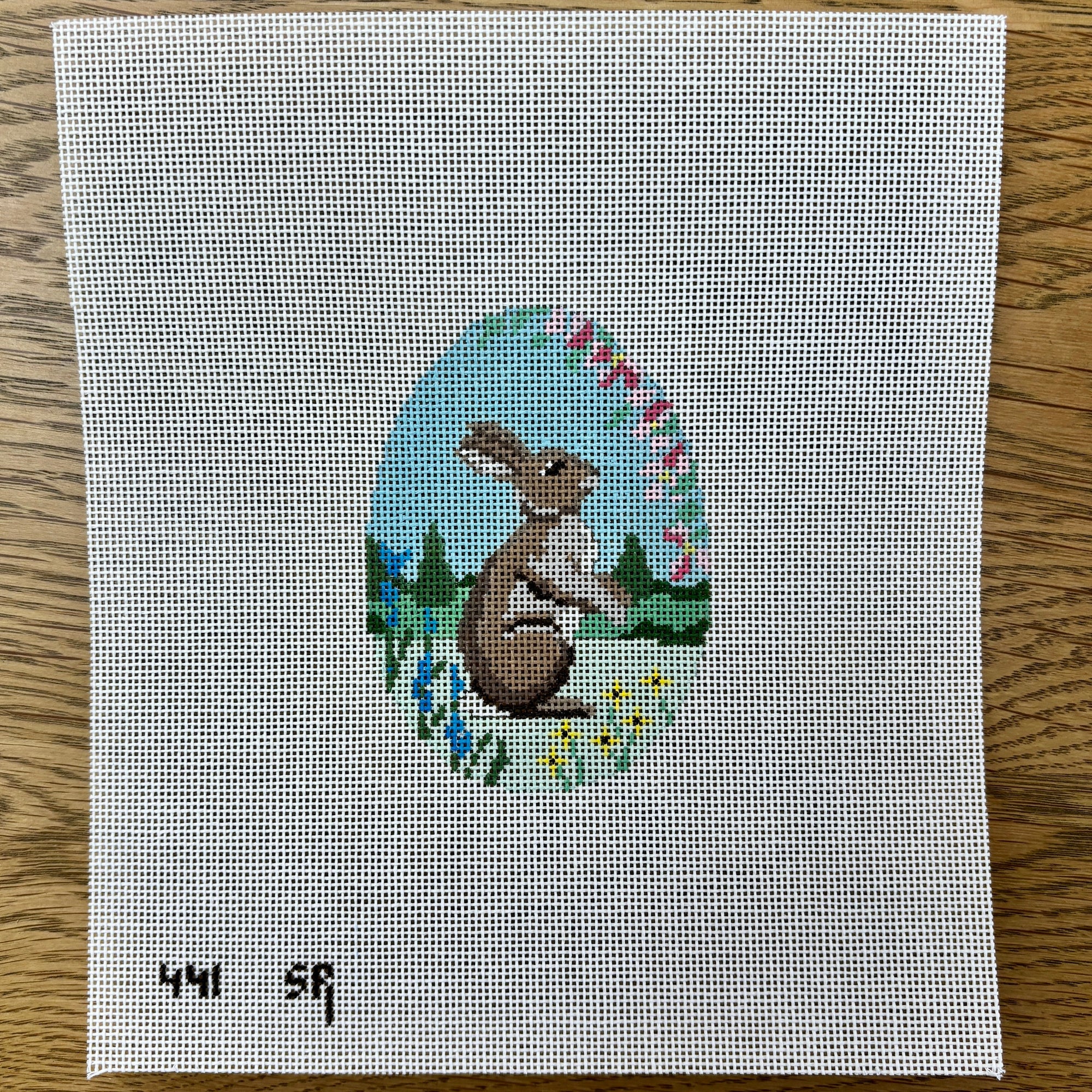 Rabbit In Flowers, 4" Egg - 18 mesh - The Flying Needles