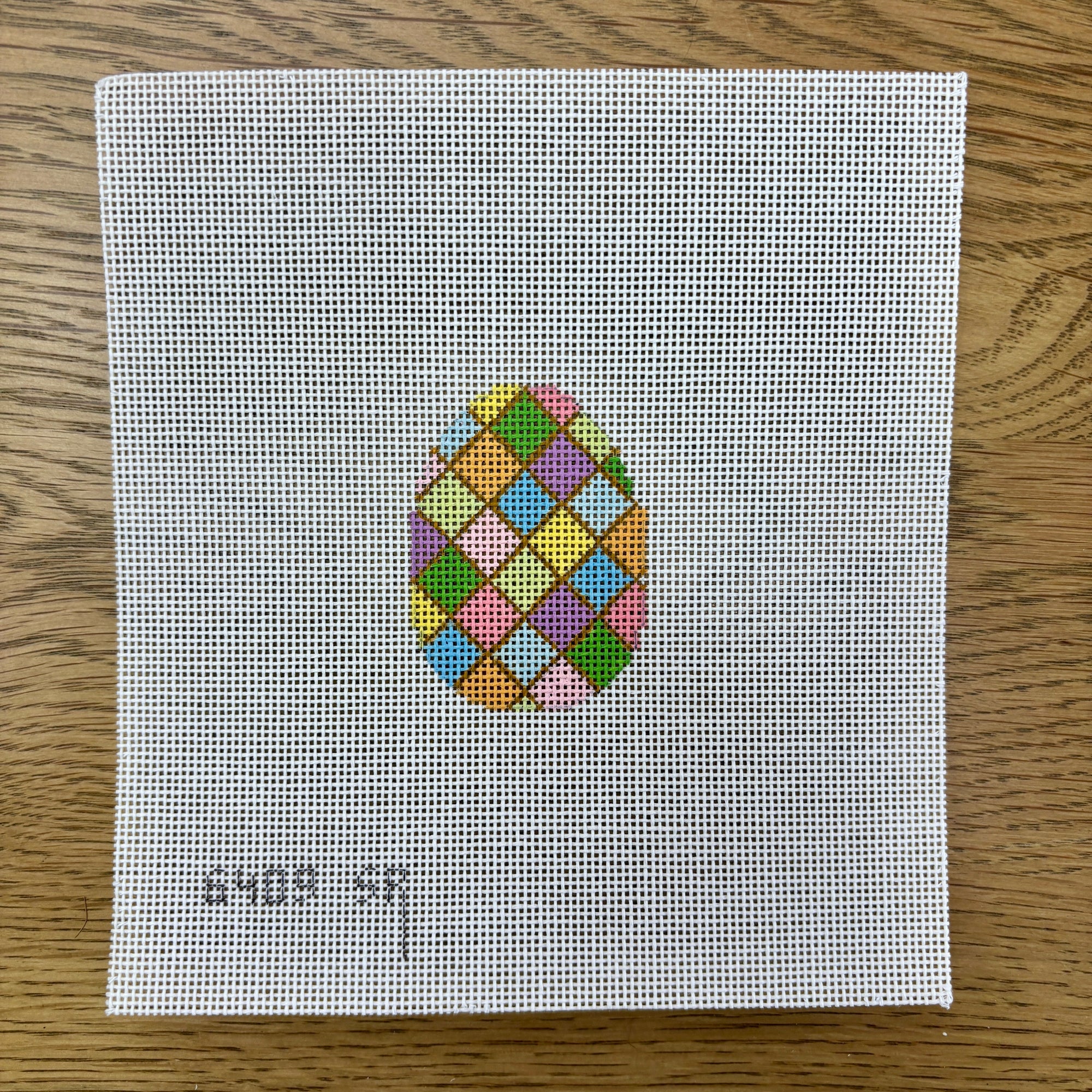 Diamonds, Small Egg - 18 mesh - The Flying Needles
