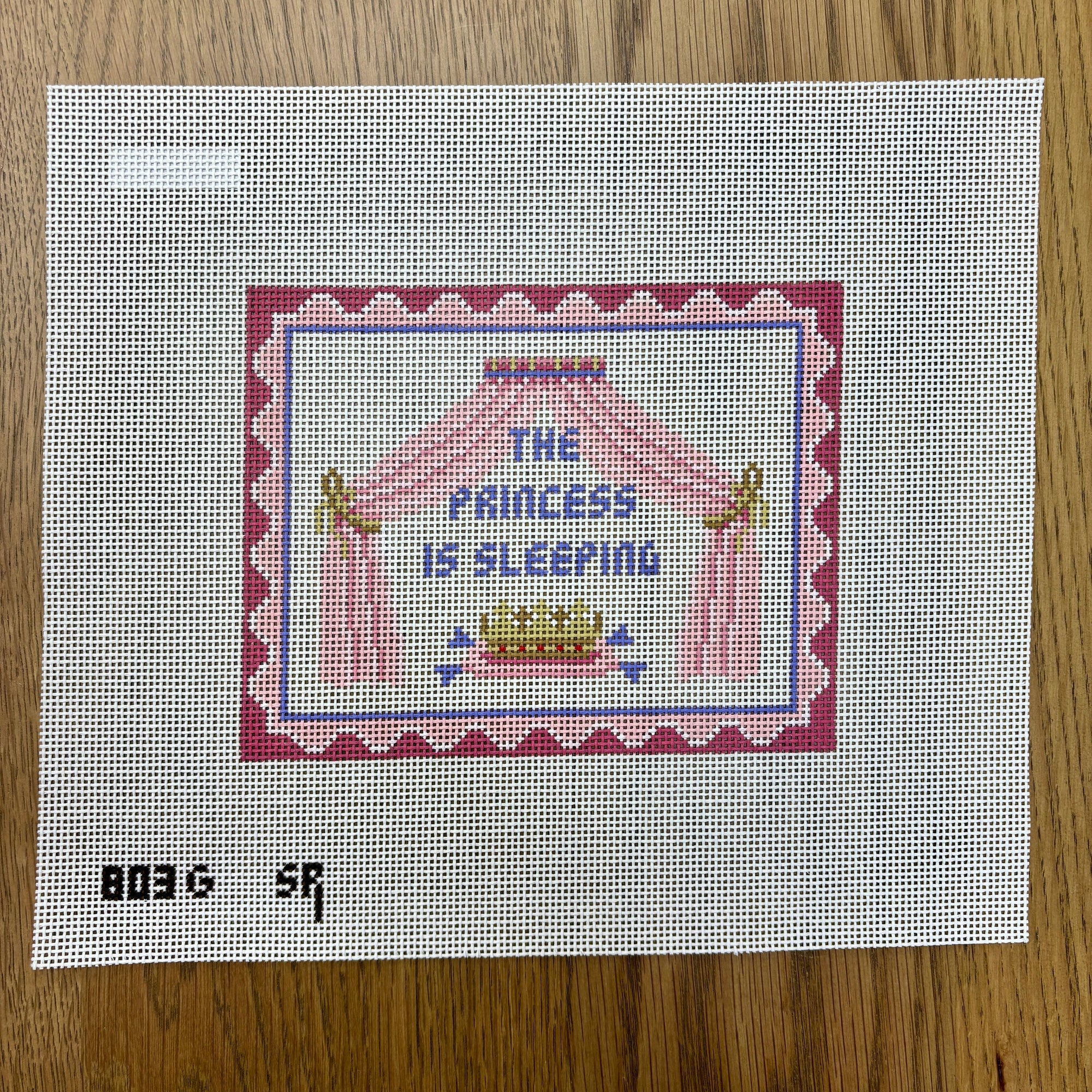 The Princess Is Sleeping, Sign - 13 mesh - The Flying Needles