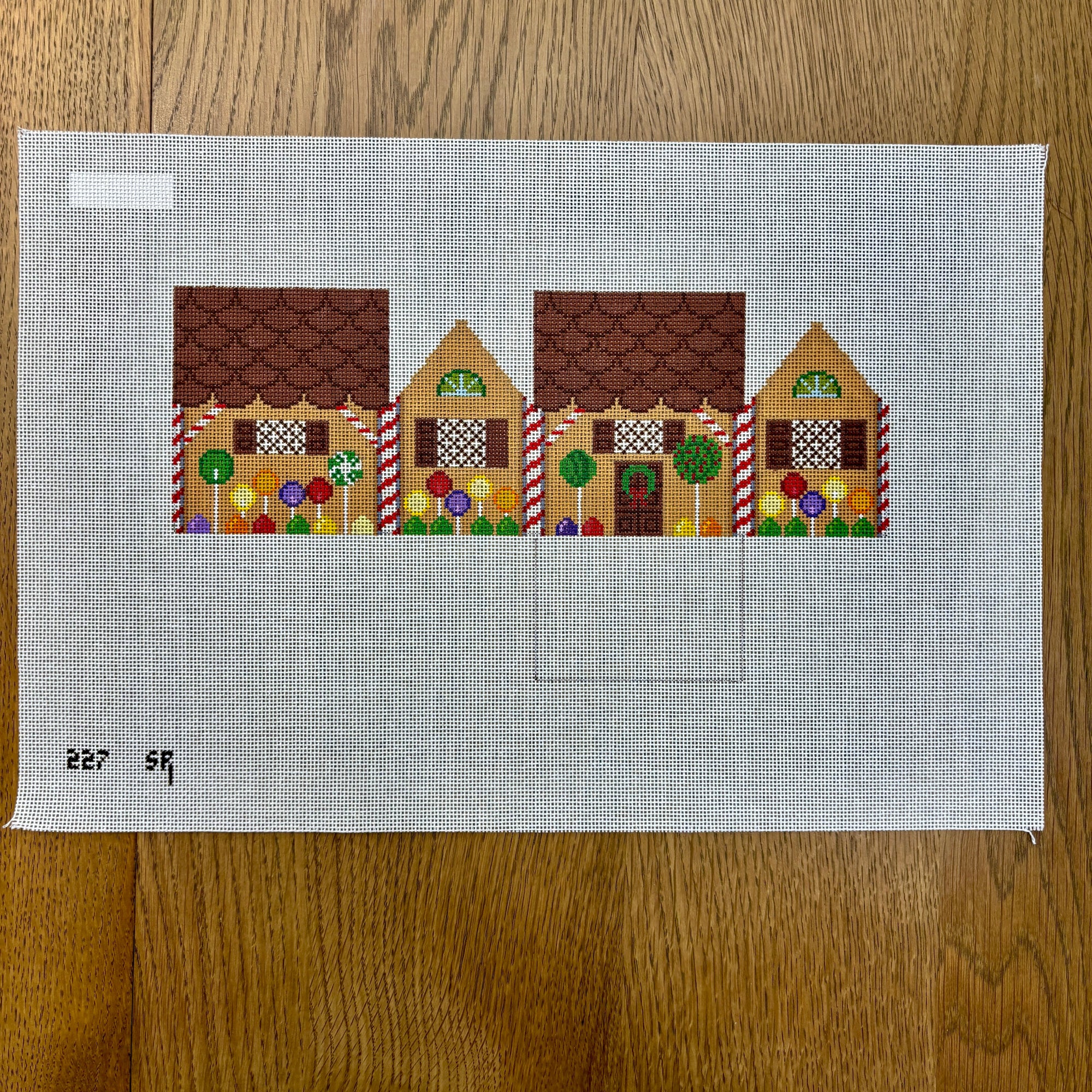 Chocolate Wafers and Lollipops, 3D Gingerbread House - 18 mesh - The Flying Needles