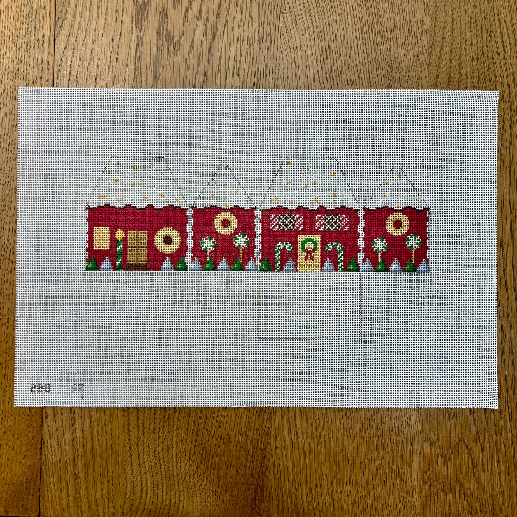Red Velvet With Nut Icing, 3D Gingerbread House - 18 mesh - The Flying Needles