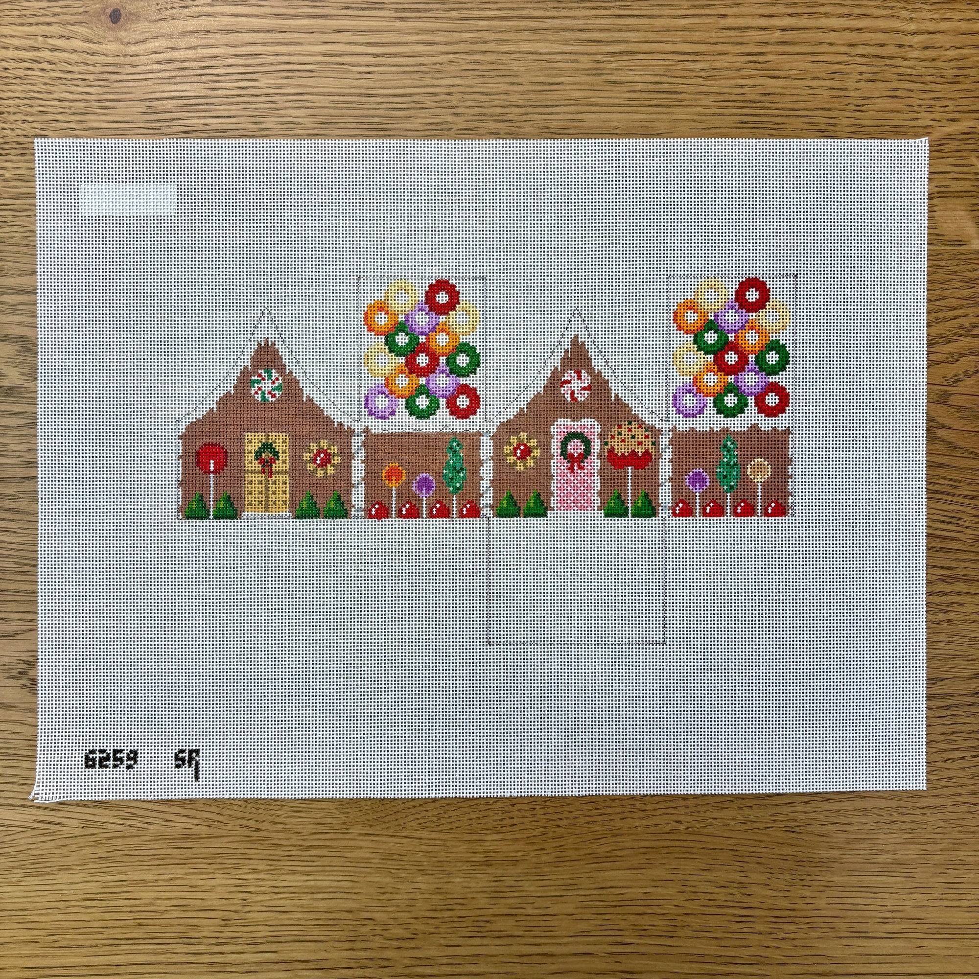 Life Saver, 3D Gingerbread House - 18 mesh - The Flying Needles