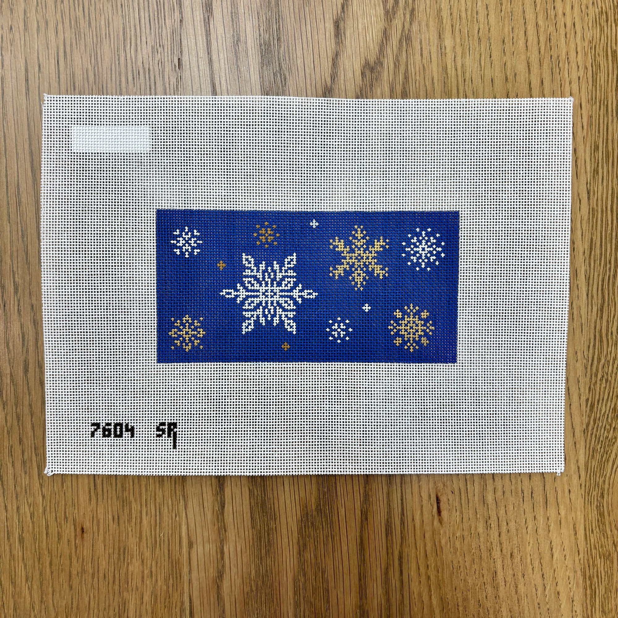 Snowflakes, Everyday Clutch Insert - The Flying Needles