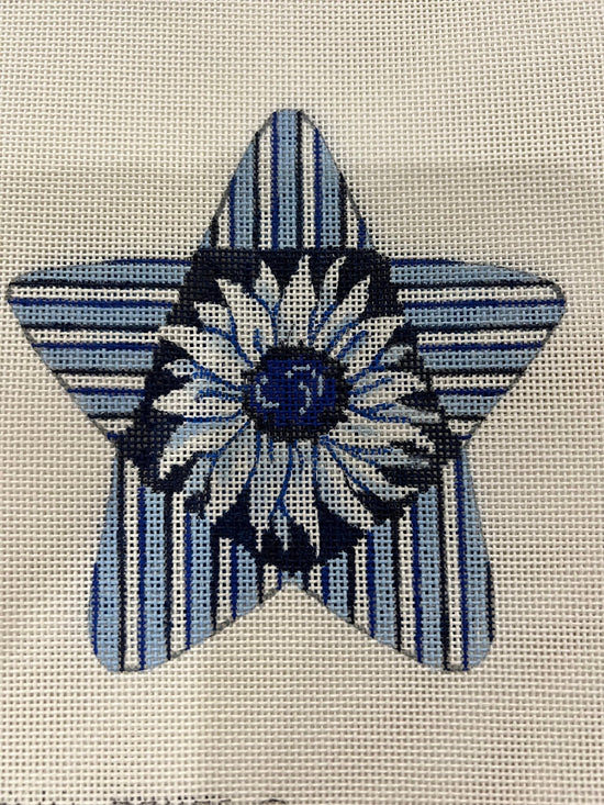 Blue Star Sunflower Center Patti Mann - The Flying Needles