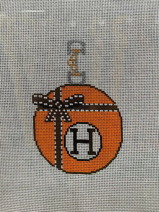 Hermes Ornament Round - The Flying Needles