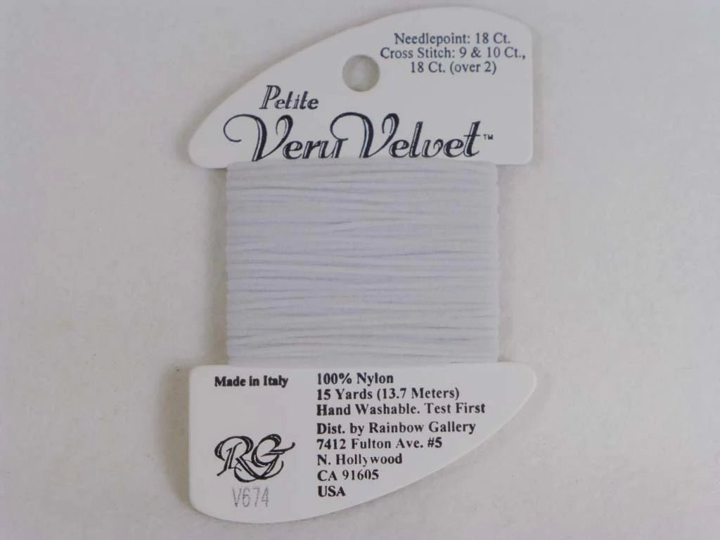Petite Very Velvet 674 Lite Pearl Gray - The Flying Needles