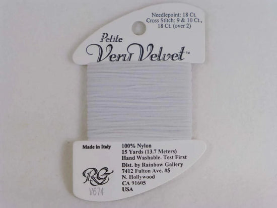 Petite Very Velvet 674 Lite Pearl Gray - The Flying Needles