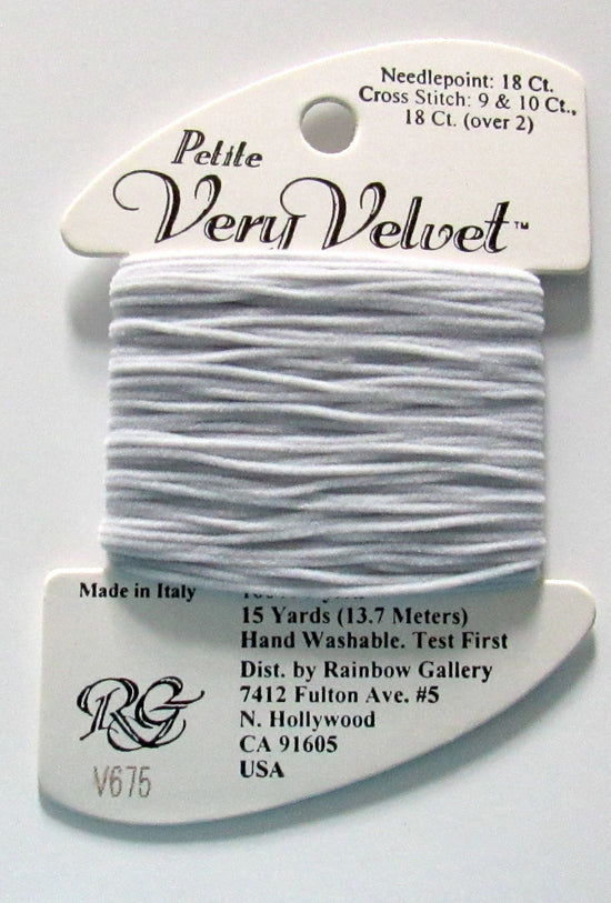 Petite Very Velvet 675 Pearl Gray - The Flying Needles