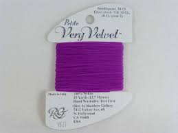 Petite Very Velvet 677 Dark Fuchsia - The Flying Needles