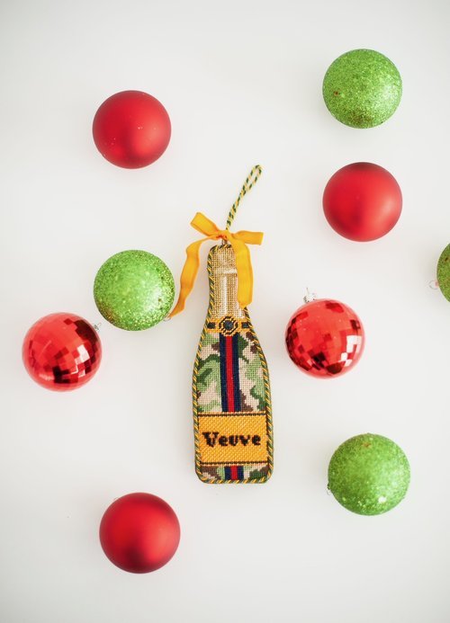 Veuve Bottle - Camo - The Flying Needles