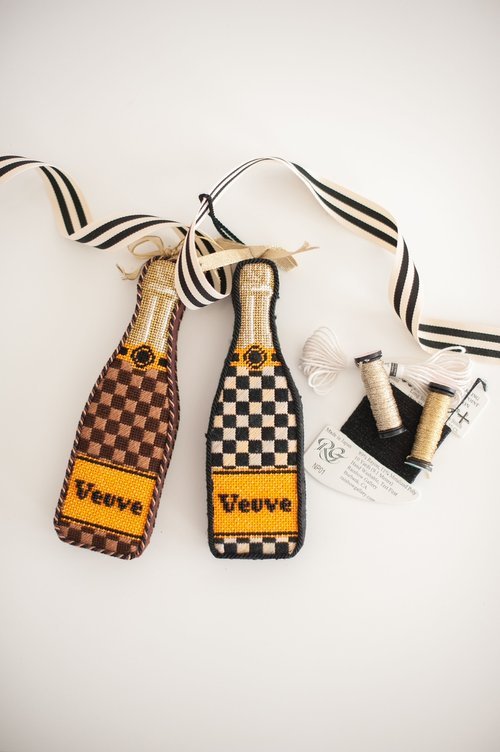 Veuve Bottle - Mack - The Flying Needles